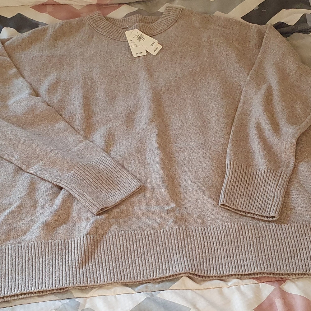 Aerie Softest Luxe Crew Women's Sweater NWT Medium